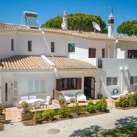 Saltwater House Картейра